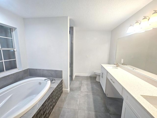 13588 74th Street N, West Palm Beach, FL 33412