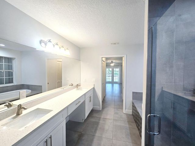 13588 74th Street N, West Palm Beach, FL 33412