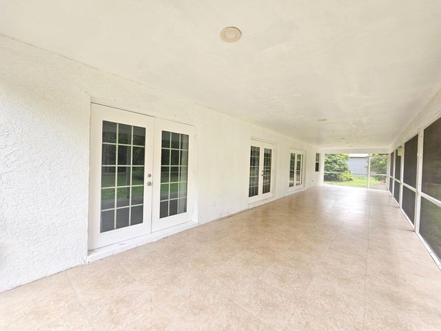 13588 74th Street N, West Palm Beach, FL 33412