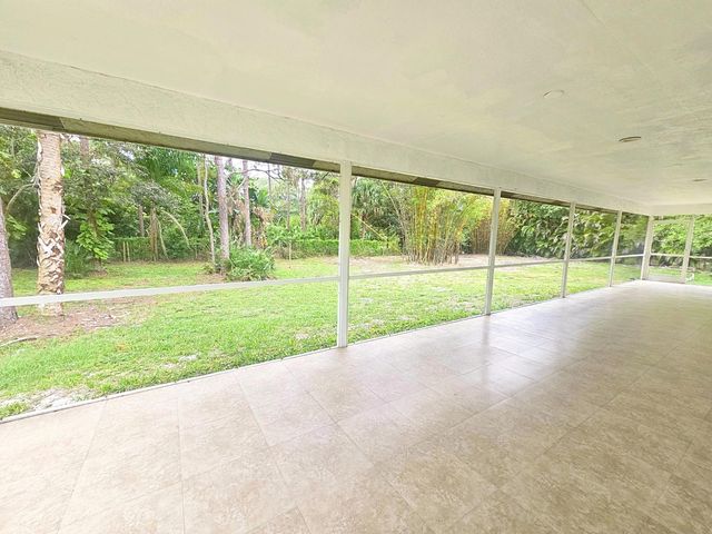 13588 74th Street N, West Palm Beach, FL 33412