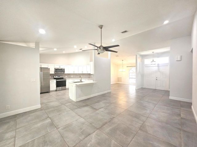 13588 74th Street N, West Palm Beach, FL 33412