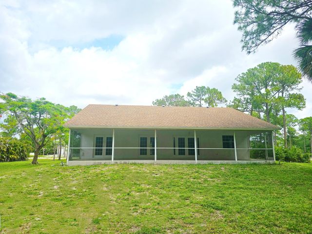13588 74th Street N, West Palm Beach, FL 33412