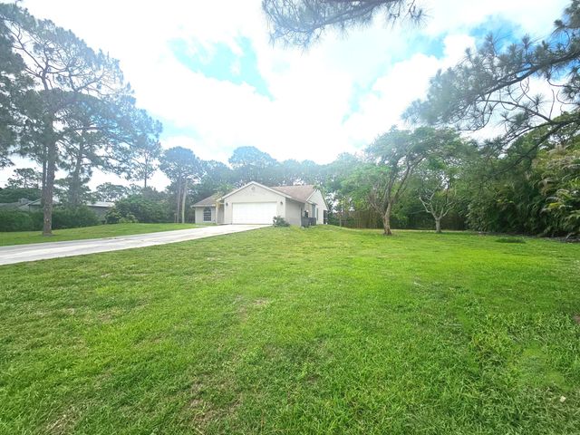 13588 74th Street N, West Palm Beach, FL 33412
