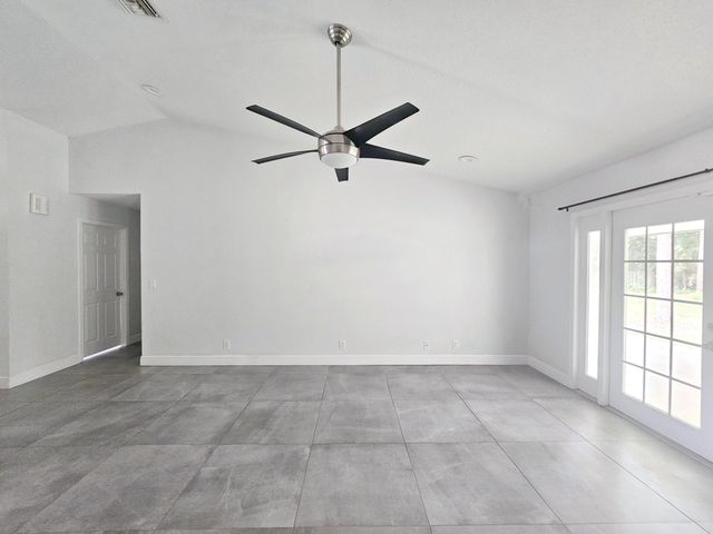 13588 74th Street N, West Palm Beach, FL 33412