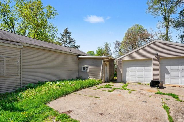 10841 Toledo Avenue, Osceola, IN 46561