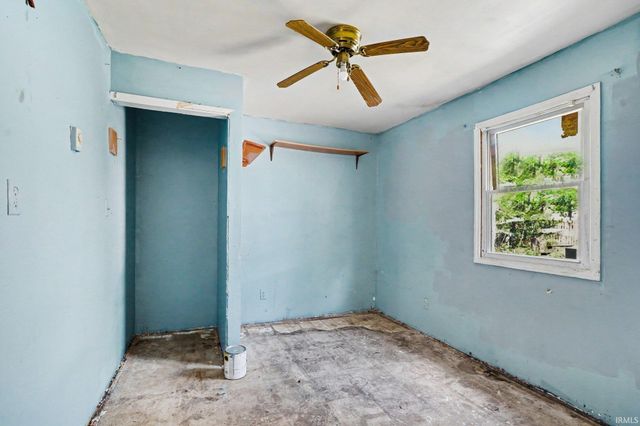 10841 Toledo Avenue, Osceola, IN 46561
