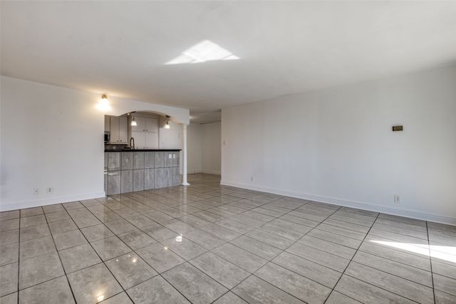 3883 Turtle Creek Boulevard 2010, Dallas, TX 75219