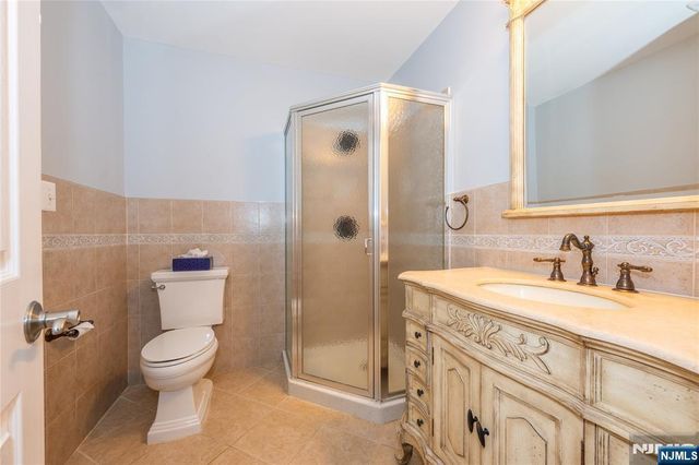 575 Grove Street G6, Clifton, NJ 07013