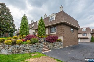 575 Grove Street G6, Clifton, NJ 07013