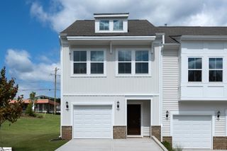 15 Nonnington Way, Taylors, SC 29687