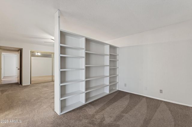 4418 W DESERT HILLS Drive, Glendale, AZ 85304