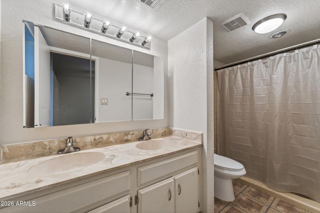 4418 W DESERT HILLS Drive, Glendale, AZ 85304