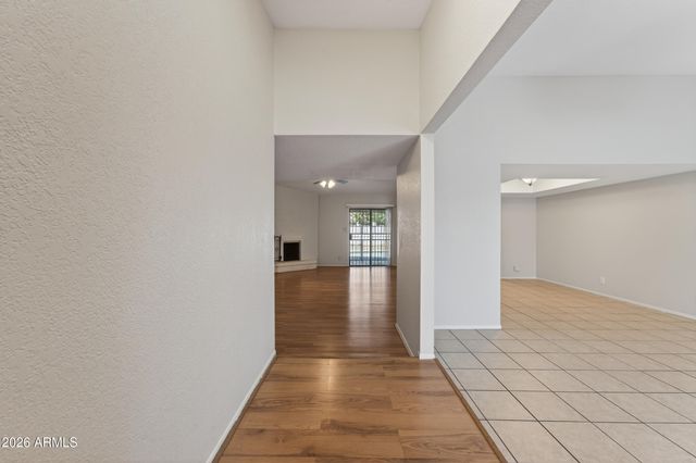 4418 W DESERT HILLS Drive, Glendale, AZ 85304