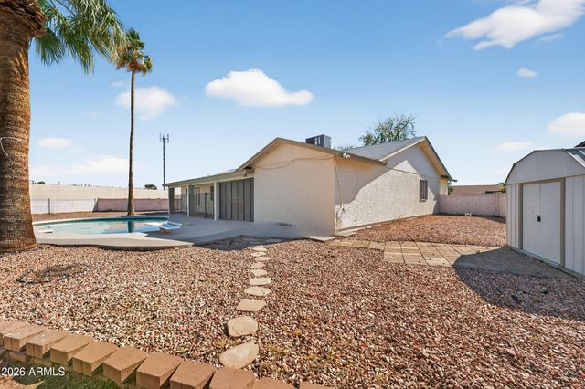 4418 W DESERT HILLS Drive, Glendale, AZ 85304