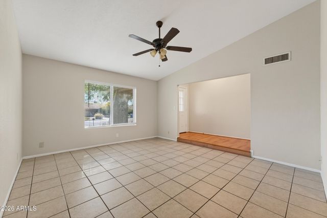 4418 W DESERT HILLS Drive, Glendale, AZ 85304