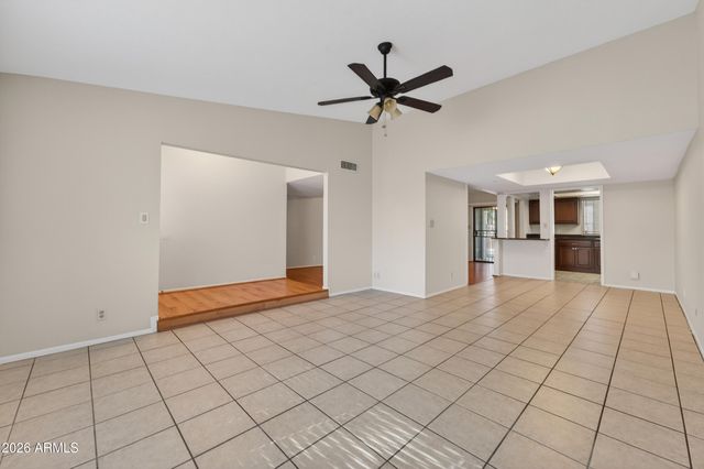 4418 W DESERT HILLS Drive, Glendale, AZ 85304