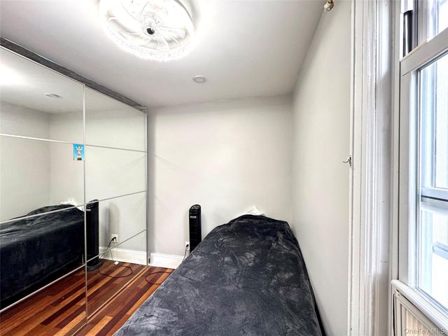 88-30 215th Place, Queens Village, NY 11427