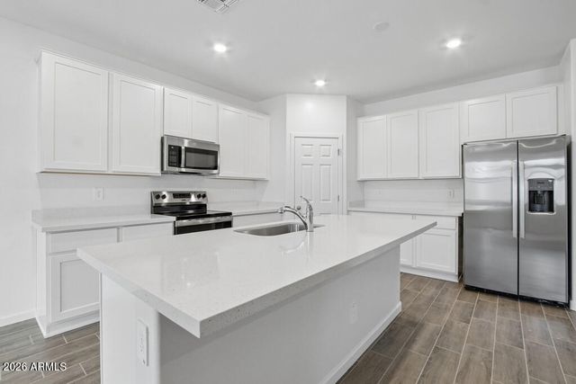 6571 E UPLAND Way, San Tan Valley, AZ 85143