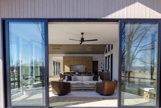 4965 Championship Circle, Waunakee, WI 53597