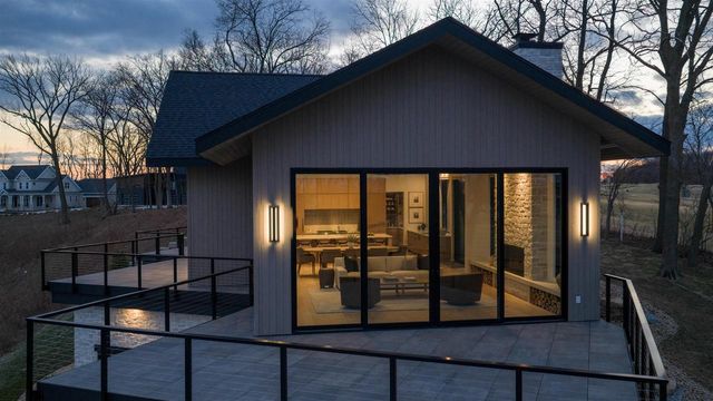 4965 Championship Circle, Waunakee, WI 53597