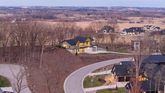 4965 Championship Circle, Waunakee, WI 53597