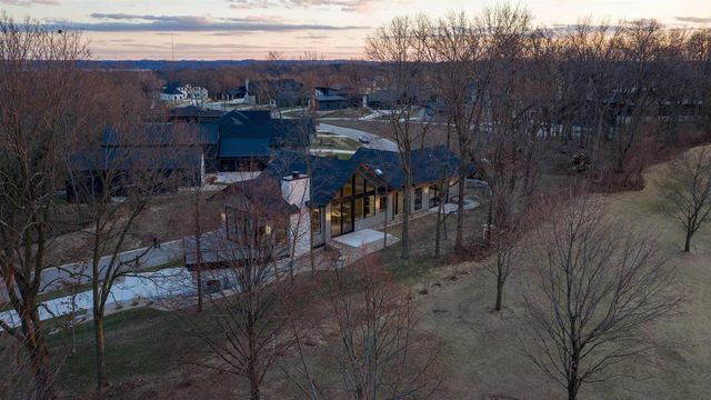4965 Championship Circle, Waunakee, WI 53597