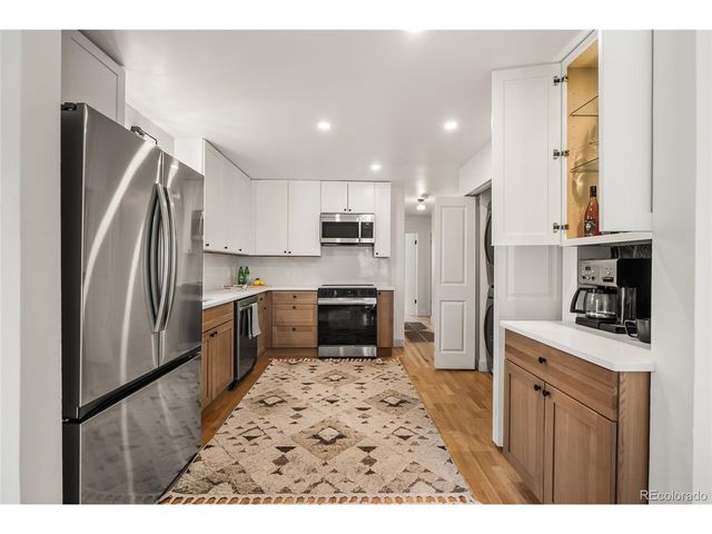 2490 Lewis St, Lakewood, CO 80215