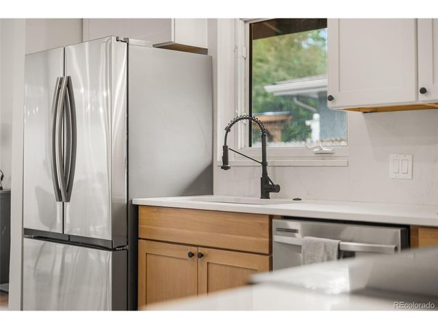 2490 Lewis St, Lakewood, CO 80215