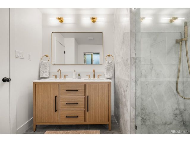 2490 Lewis St, Lakewood, CO 80215