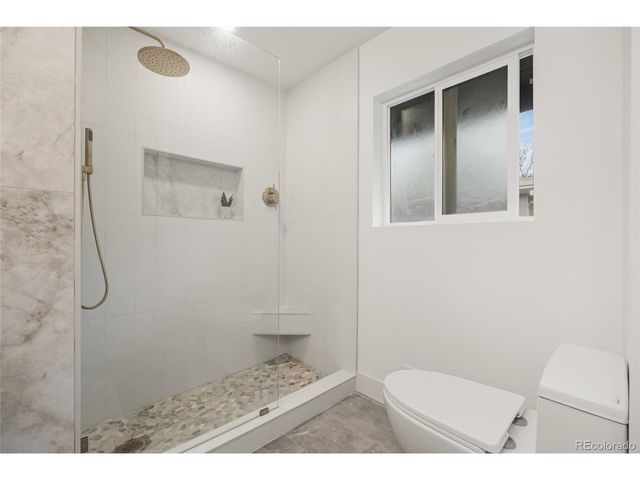 2490 Lewis St, Lakewood, CO 80215