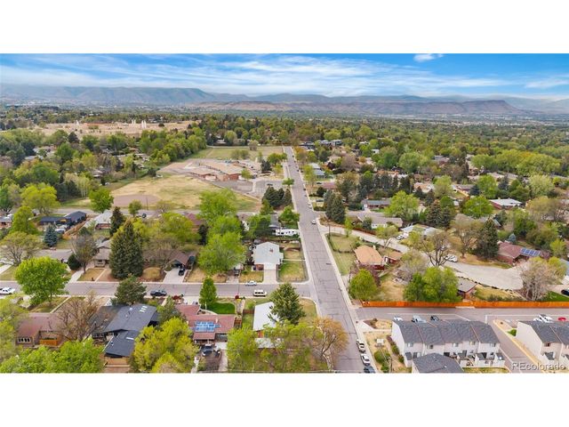 2490 Lewis St, Lakewood, CO 80215