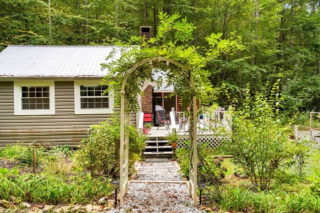 64 Timberline Road, Murphy, NC 28906