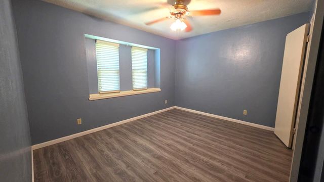 7510 Creek Glen Drive, Houston, TX 77095