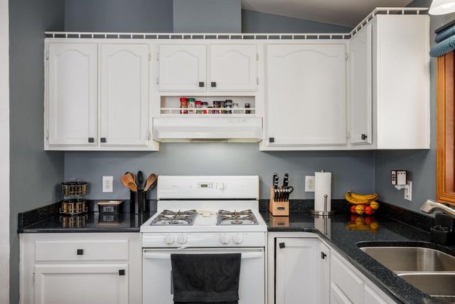 24012 64th PLACE, Salem, WI 53168