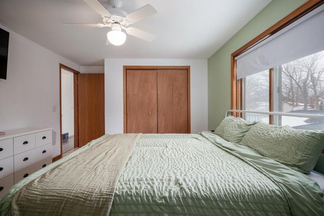 24012 64th PLACE, Salem, WI 53168