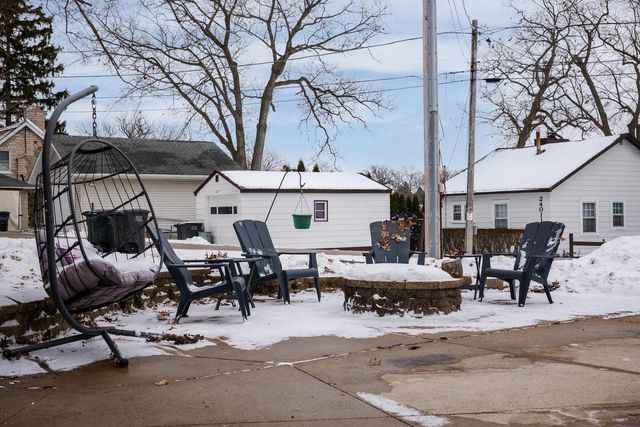 24012 64th PLACE, Salem, WI 53168