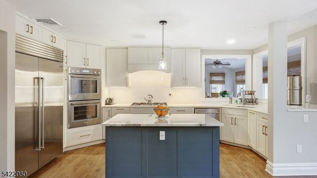 19 Partridge Rd, Readington Twp., NJ 08822