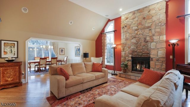 19 Partridge Rd, Readington Twp., NJ 08822