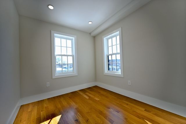 18 Winchester St 9, Boston, MA 02116