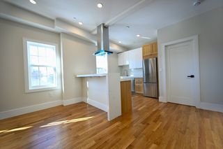 18 Winchester St 9, Boston, MA 02116