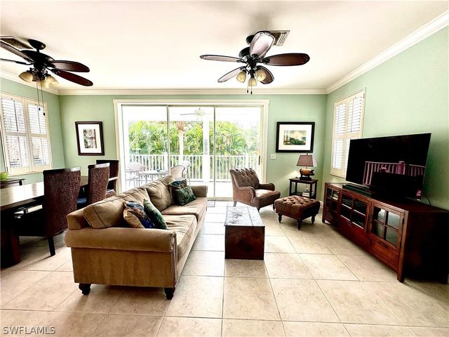 738 Park AVE, Naples, FL 34110