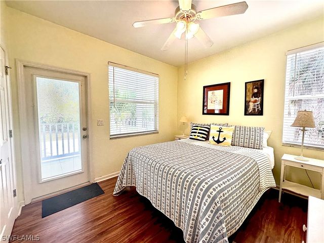 738 Park AVE, Naples, FL 34110