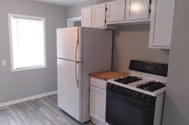 5215 W Orchard Drive, Mchenry, IL 60050