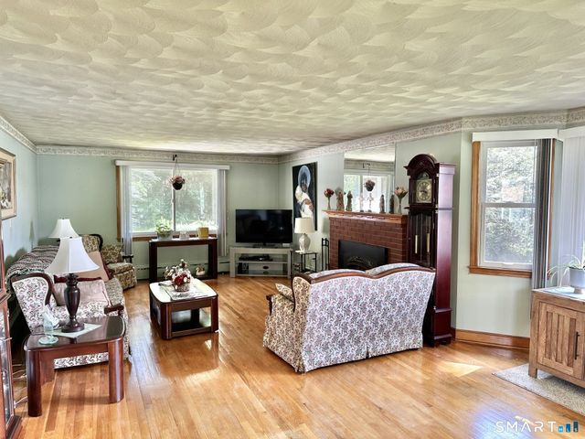 586 Wolcott Road, Bristol, CT 06010