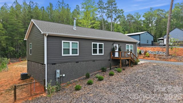 118 Sanford Court, Troy, NC 27371