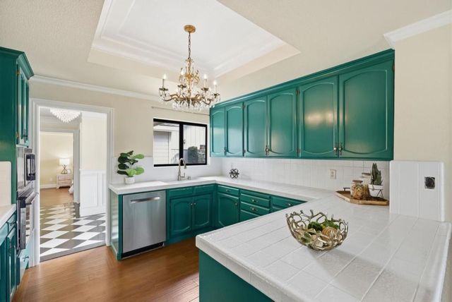 660 Helen Drive, Hollister, CA 95023