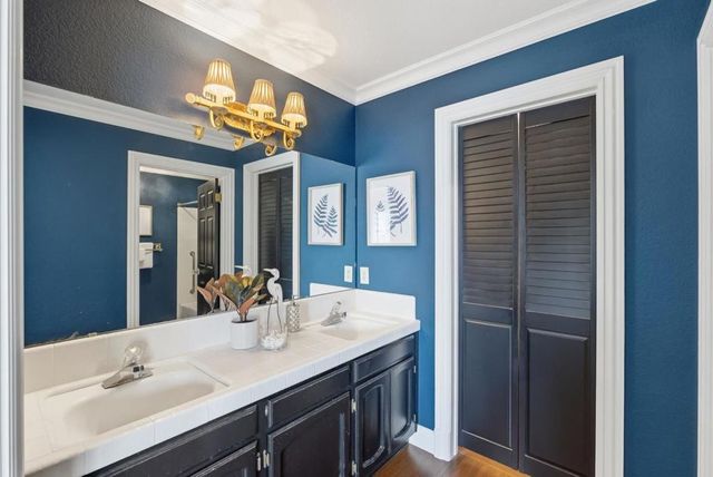 660 Helen Drive, Hollister, CA 95023