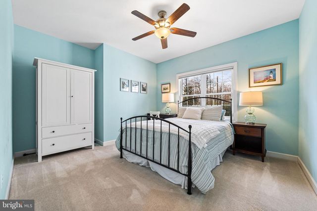 1232 SHENANDOAH RD, Alexandria, VA 22308