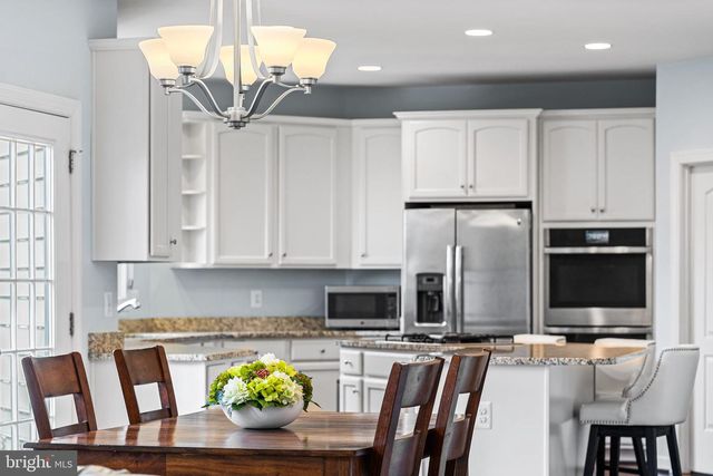 1232 SHENANDOAH RD, Alexandria, VA 22308