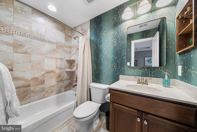 1232 SHENANDOAH RD, Alexandria, VA 22308